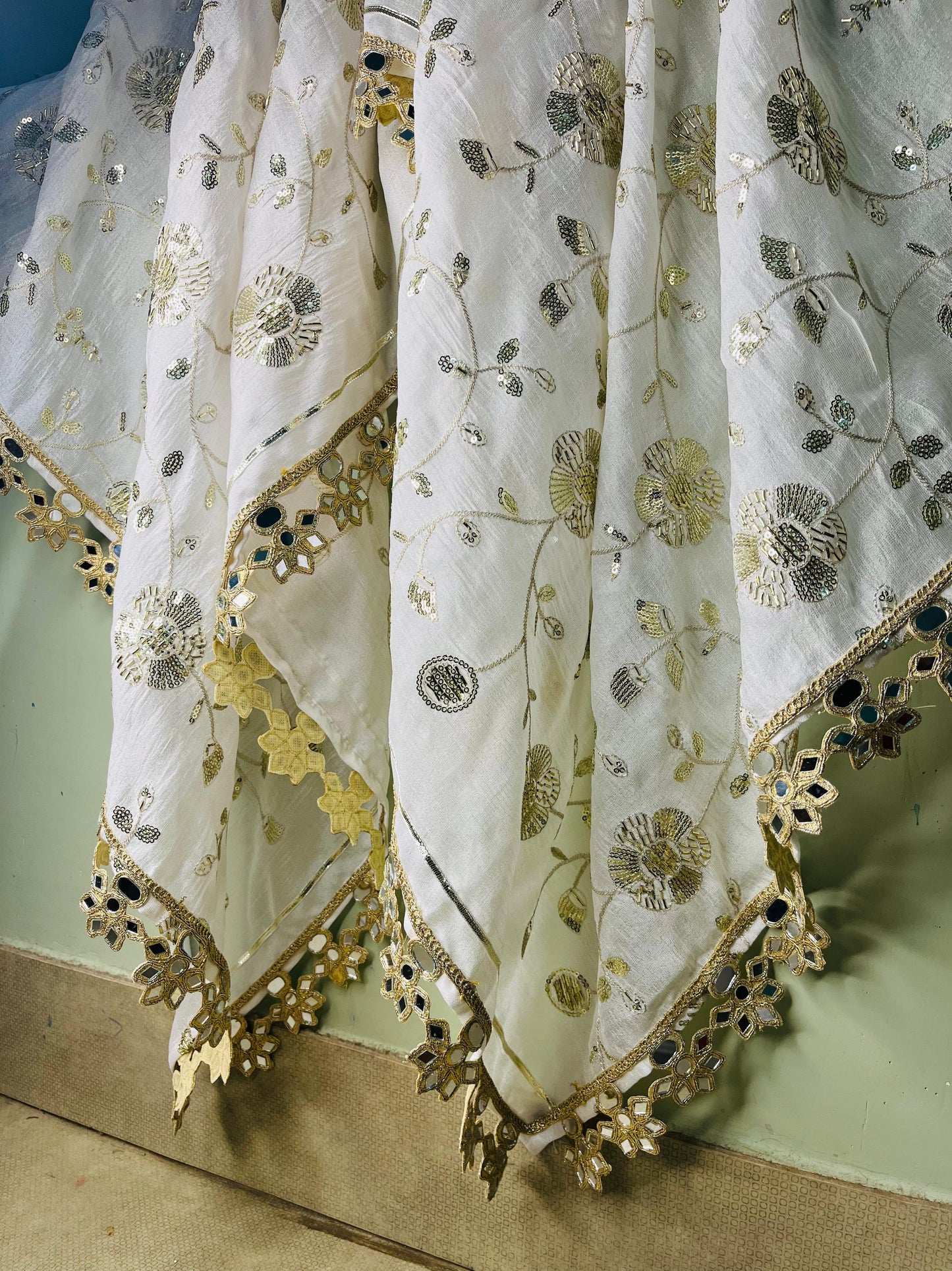 white golden embroidered duptta