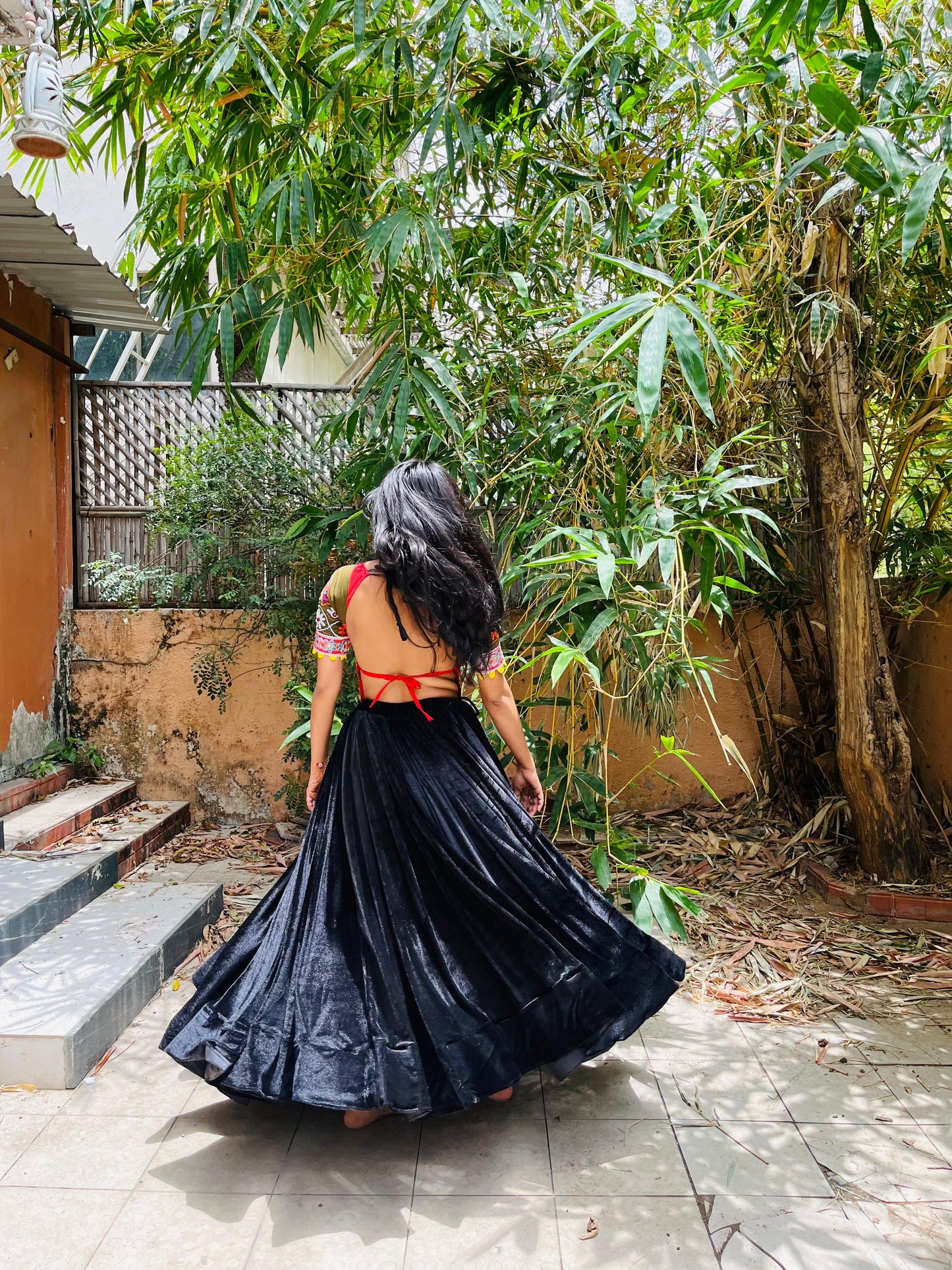 black kapda set