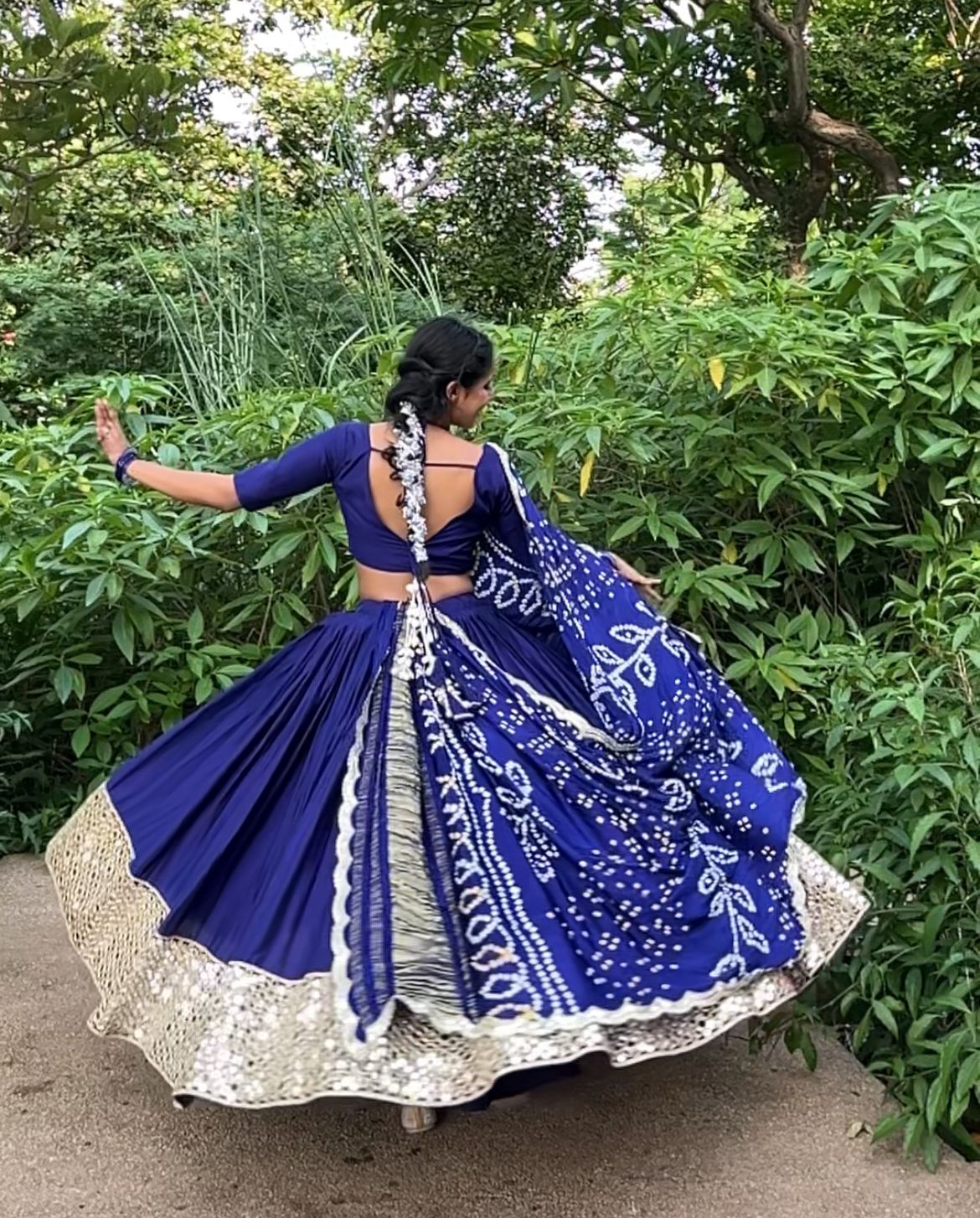 sundar blue lehenga